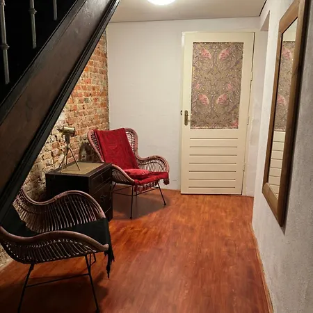 Attractive With Total Comfort - Ground Floor Apartment