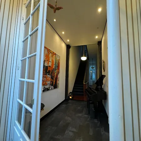 Attractive With Total Comfort - Ground Floor Apartment *